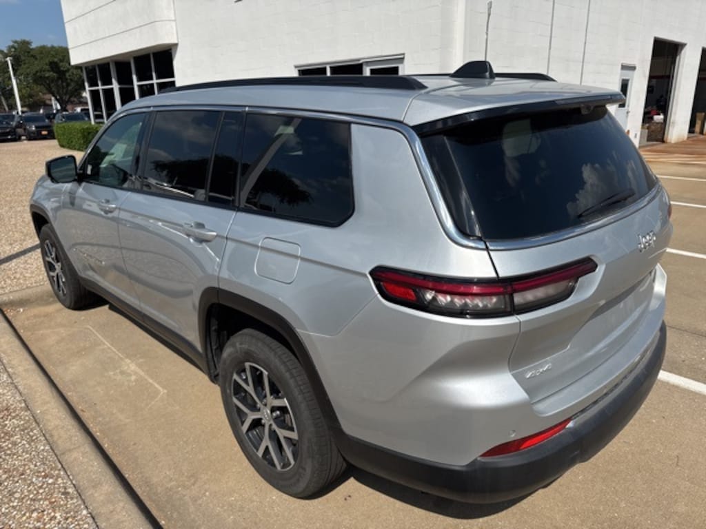 Used 2024 Jeep Grand Cherokee L Limited SUV