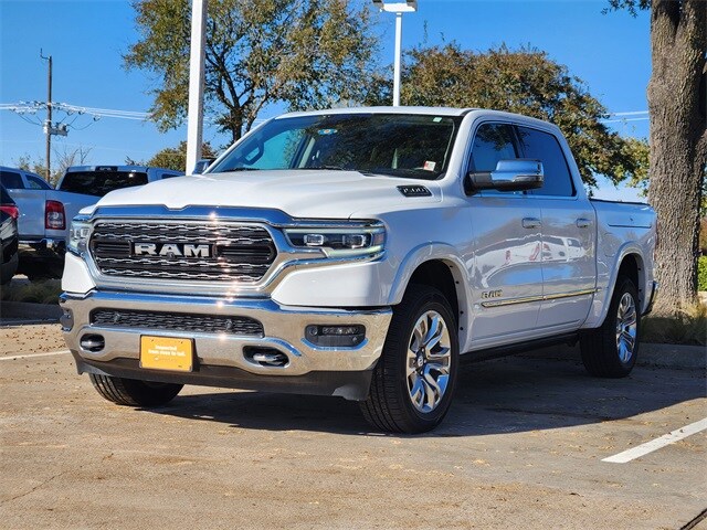 2023 Ram 1500 Limited photo 3