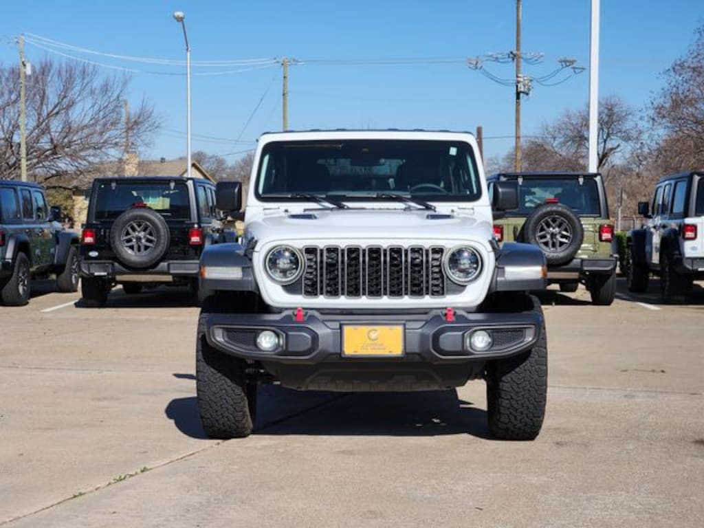 Used 2025 Jeep Wrangler Rubicon SUV