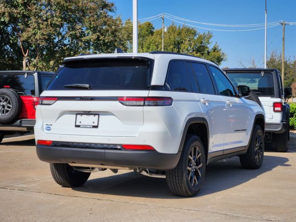 New 2025 Jeep Grand Cherokee ALTITUDE X 4X4 Sport Utility