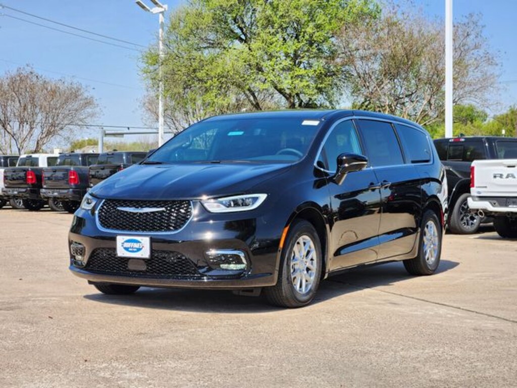 New 2026 Chrysler Pacifica SELECT Passenger Van