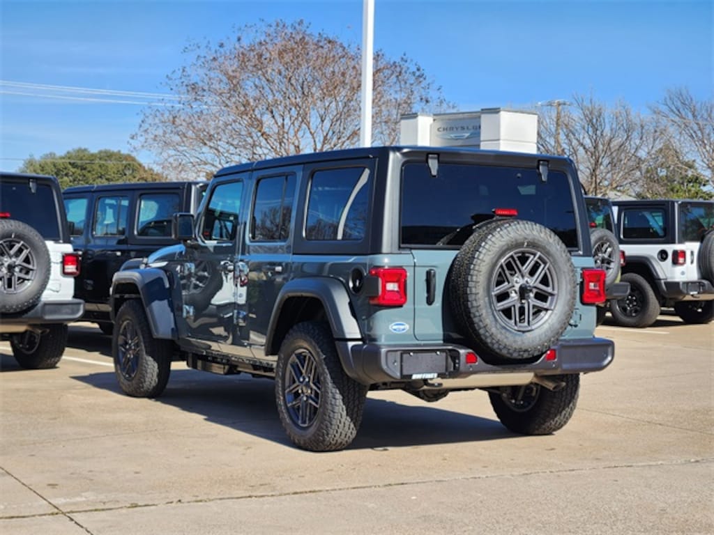 New 2026 Jeep Wrangler 4-DOOR SPORT S Sport Utility