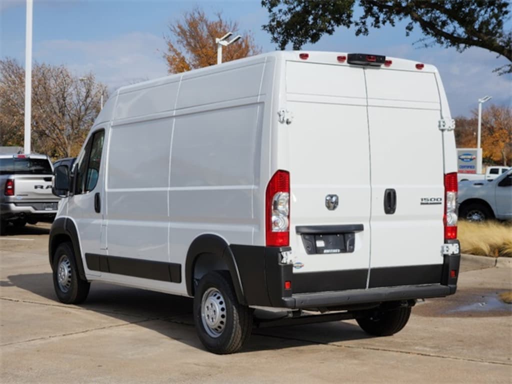 New 2025 Ram ProMaster PROMASTER 1500 TRADESMAN CARGO VAN HIGH ROOF 136' Cargo Van