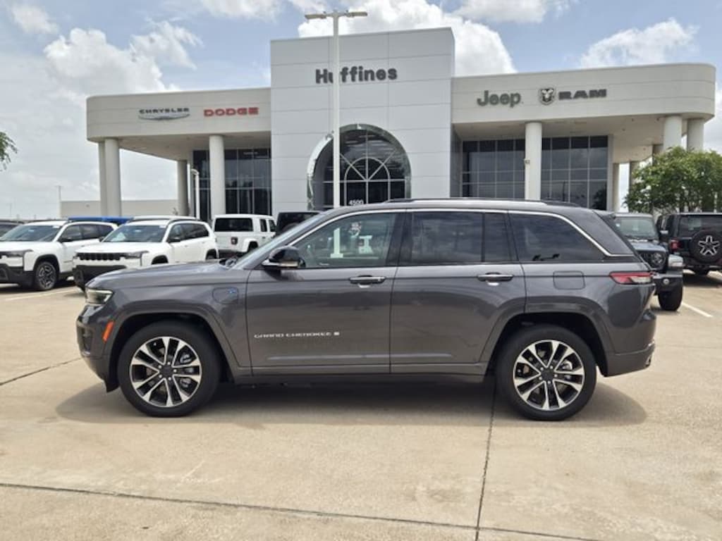 Certified 2022 Jeep Grand Cherokee 4xe Overland SUV