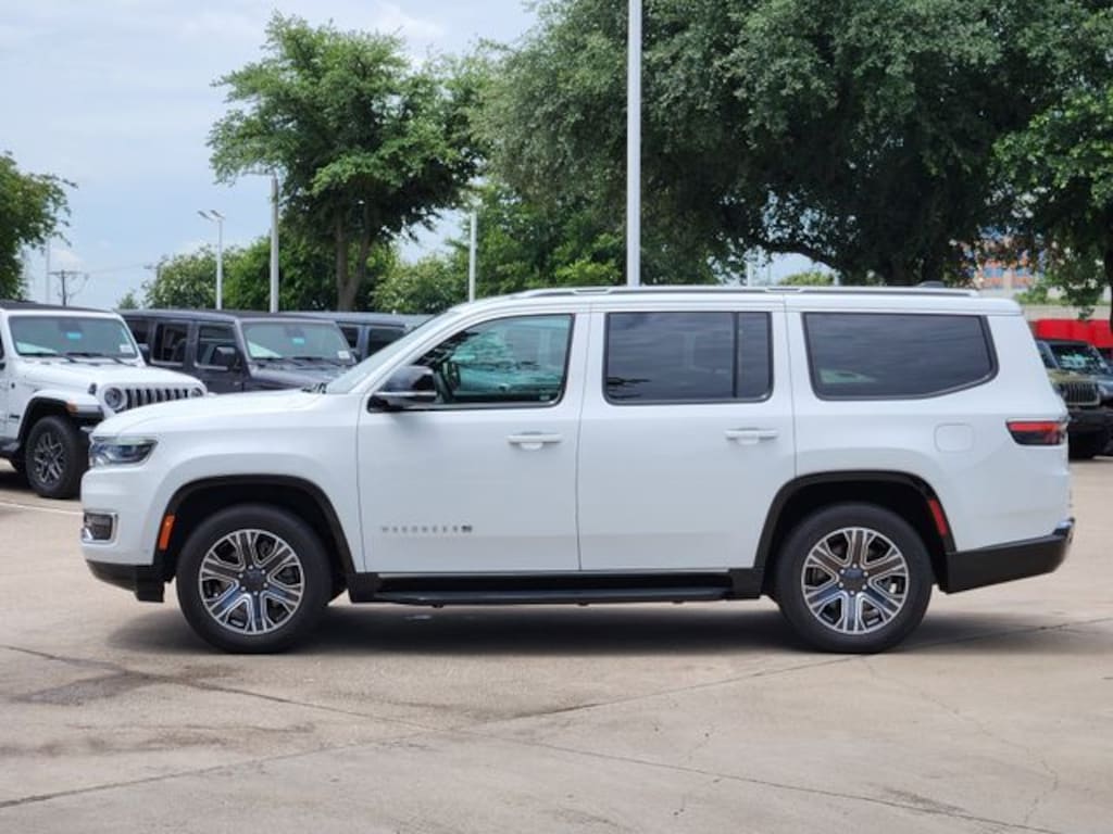 Used 2024 Jeep Wagoneer Series II SUV