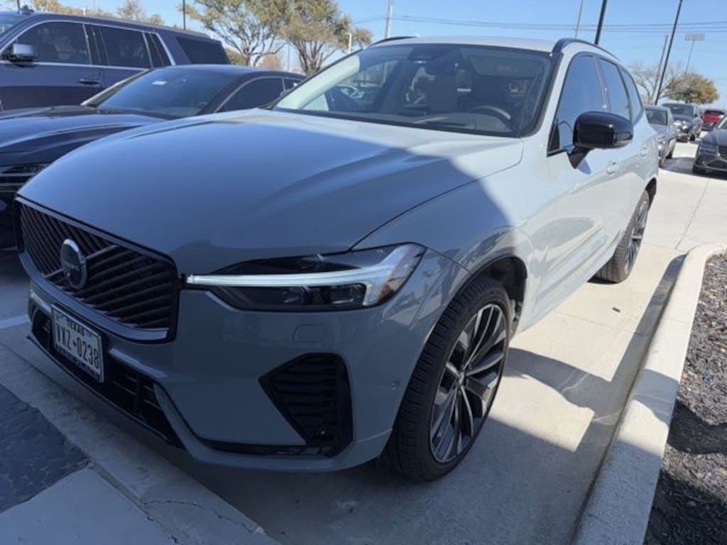 Used 2026 Volvo XC60 B5 Ultra SUV