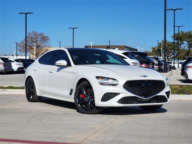 2023 GENESIS G70 Standard's photo