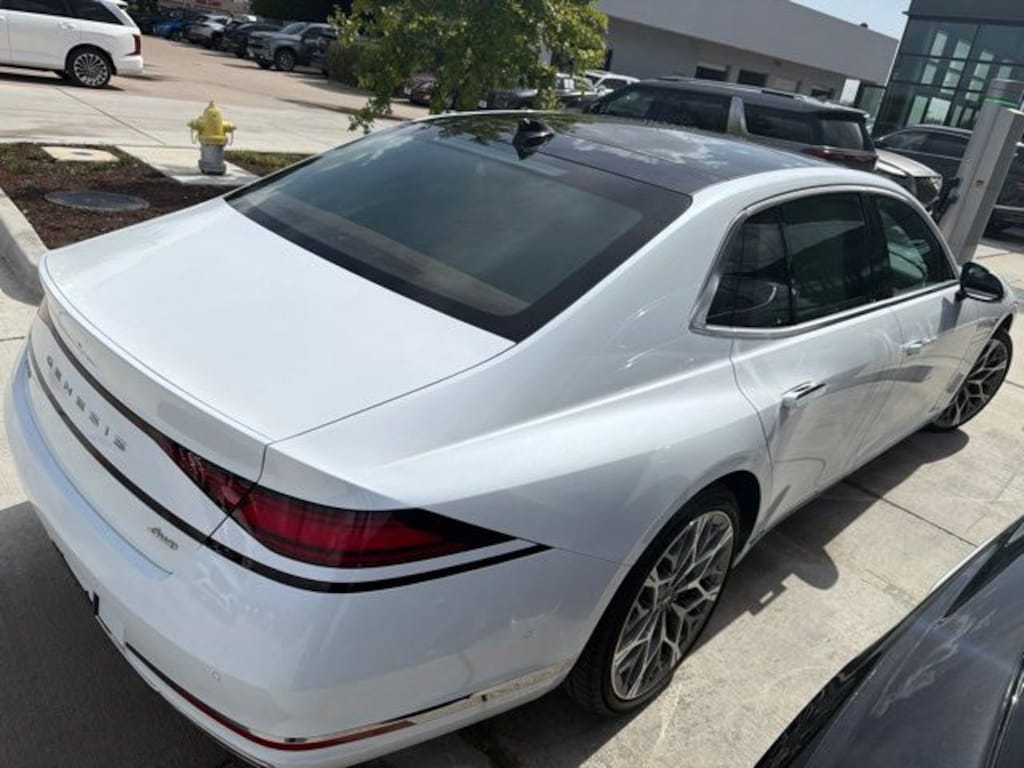 Used 2024 Genesis G90 3.5T e-SC Sedan