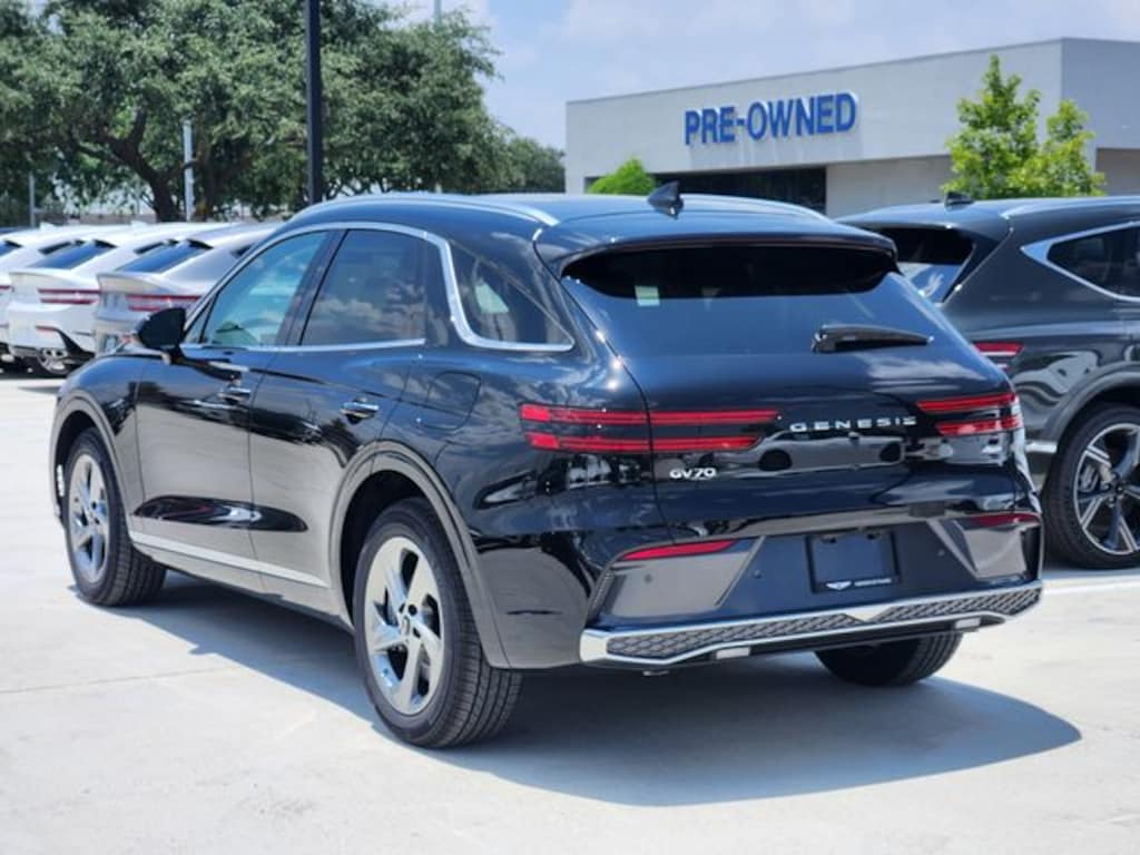 New 2026 Genesis GV70 2.5T Select SUV