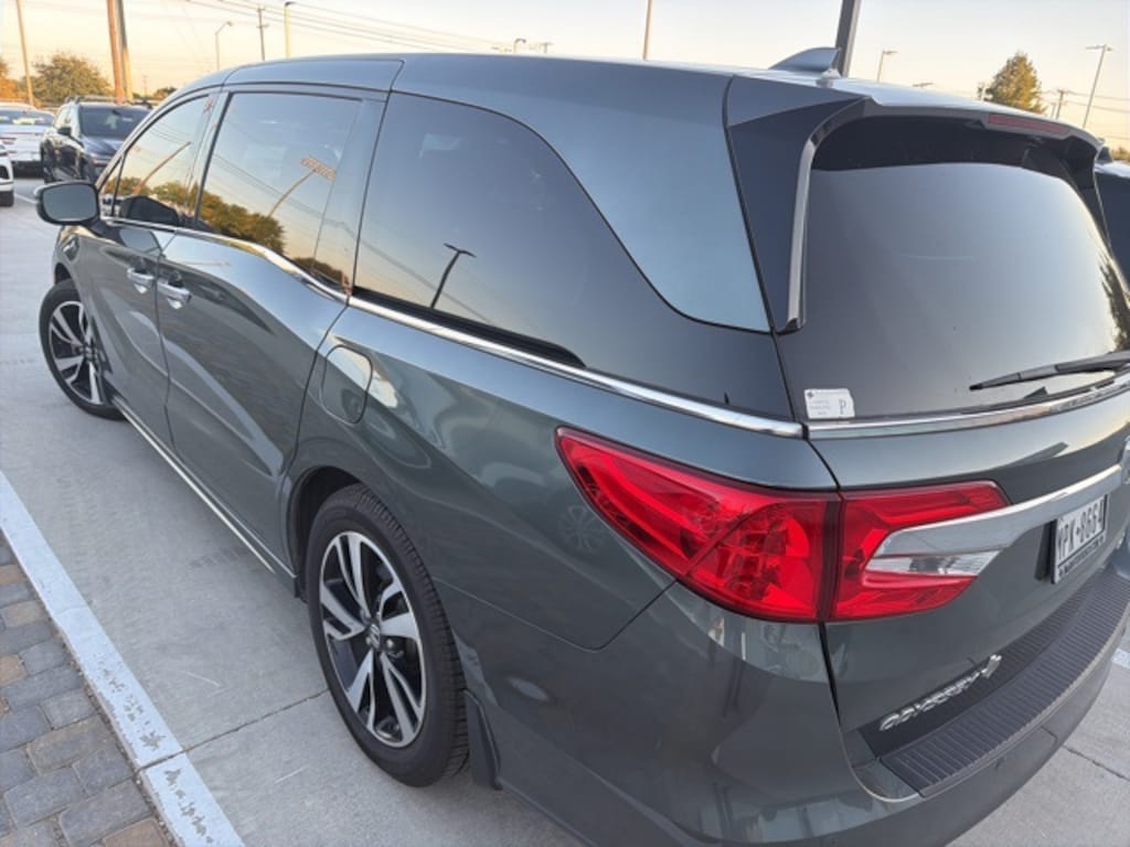 Used 2019 Honda Odyssey Elite Minivan/Van