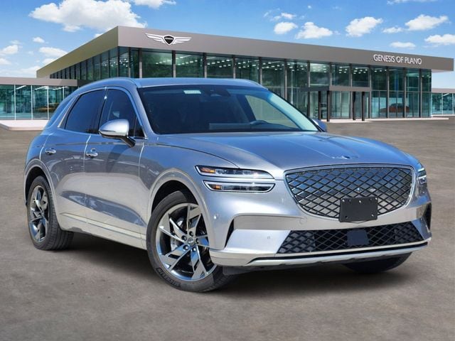 Used 2023 GENESIS GV70 Advanced with VIN 5NMMCET18PH001174 for sale in Plano, TX