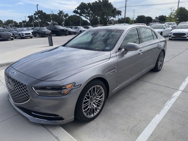 2022 Genesis G90 5.0 Ultimate's photo