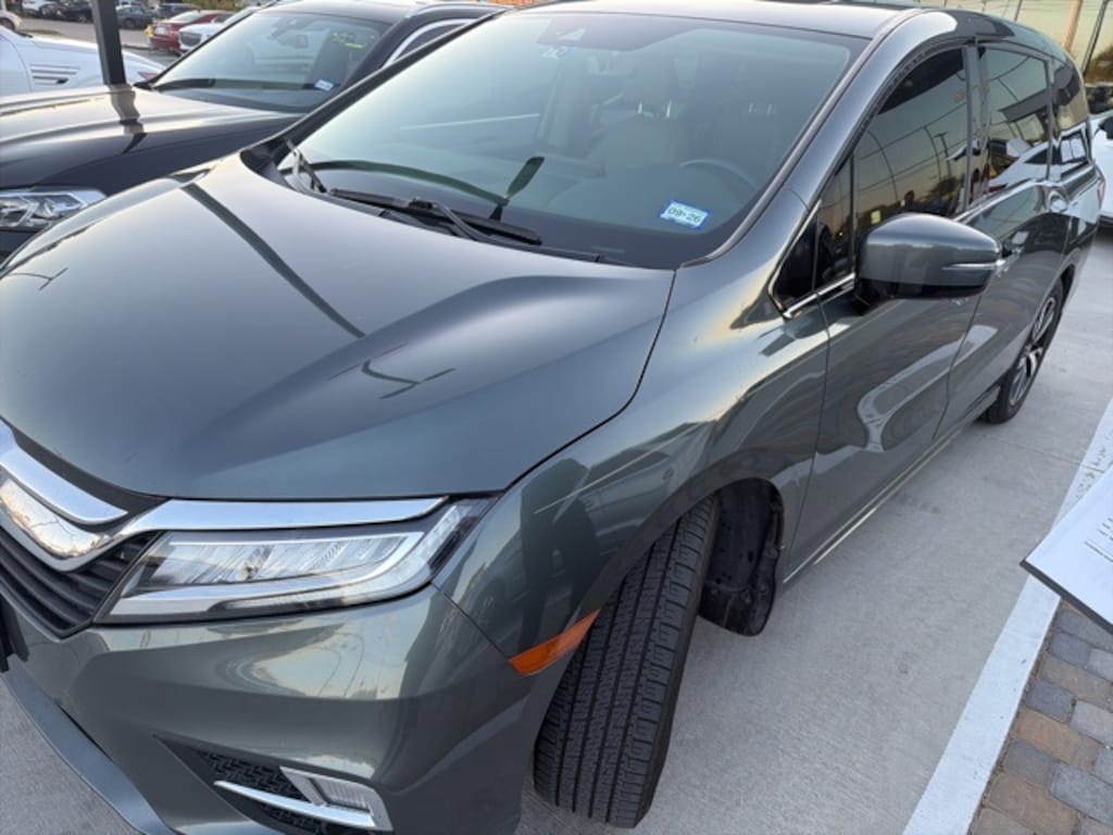 Used 2019 Honda Odyssey Elite Minivan/Van