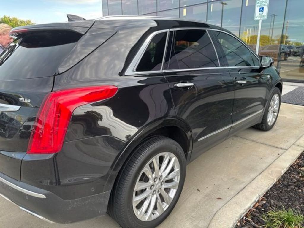 Used 2019 Cadillac XT5 Platinum SUV