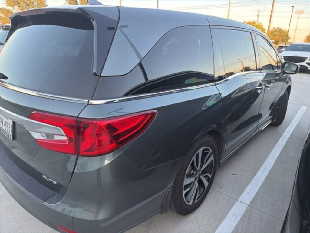 Used 2019 Honda Odyssey Elite Minivan/Van