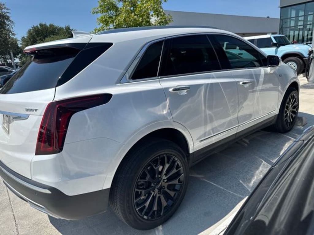 Used 2023 Cadillac XT5 Premium Luxury SUV