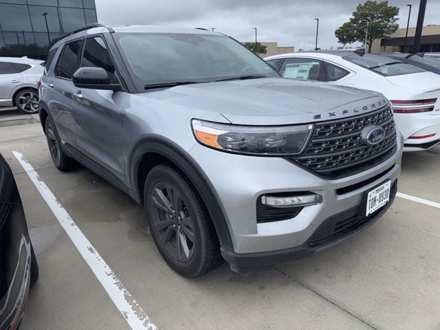 2023 Ford Explorer XLT RWD's photo
