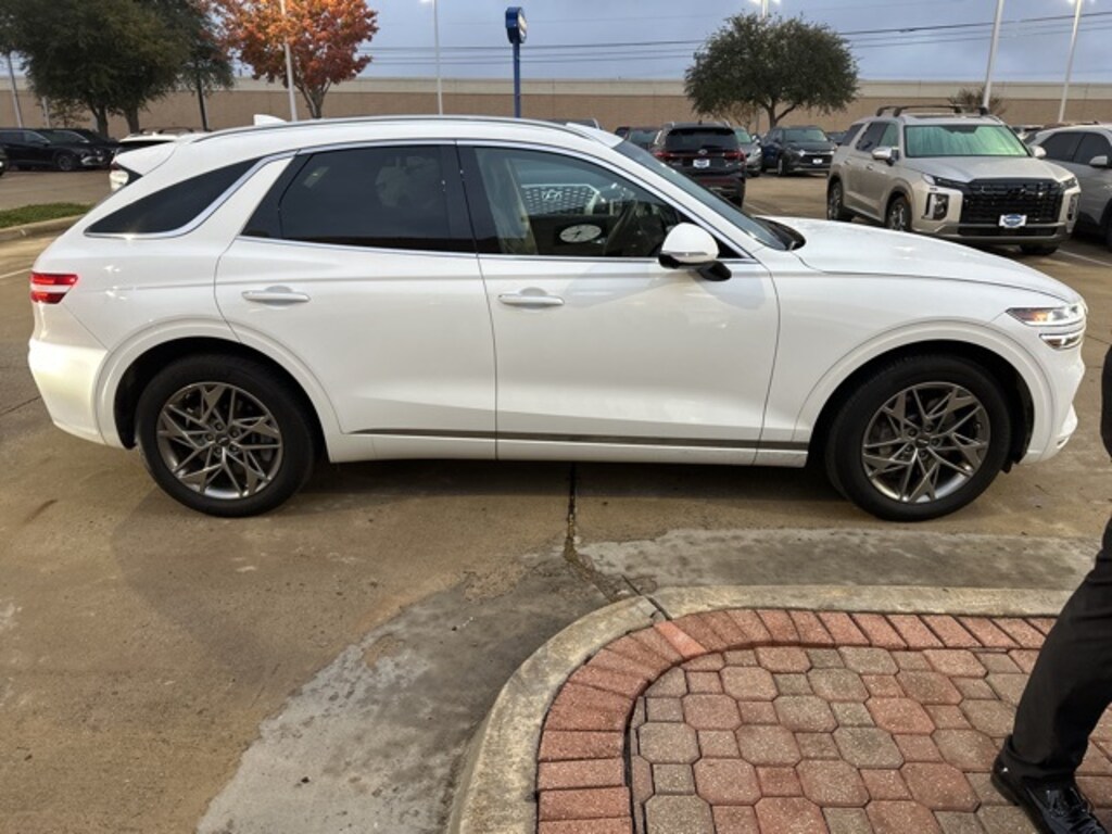 Used 2024 Genesis GV70 2.5T Advanced SUV