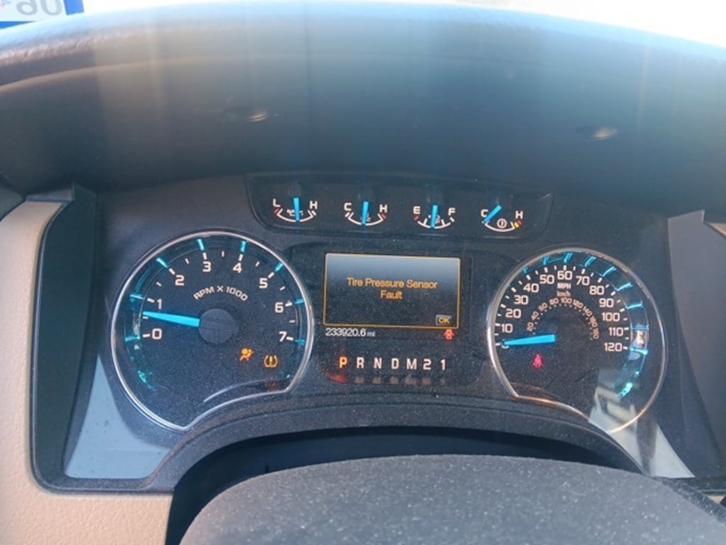 Used 2013 Ford F-150 XLT Truck SuperCrew Cab