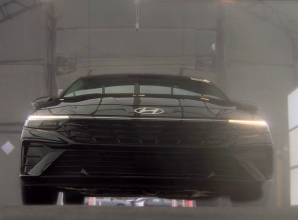 Certified 2025 Hyundai Elantra Limited Sedan