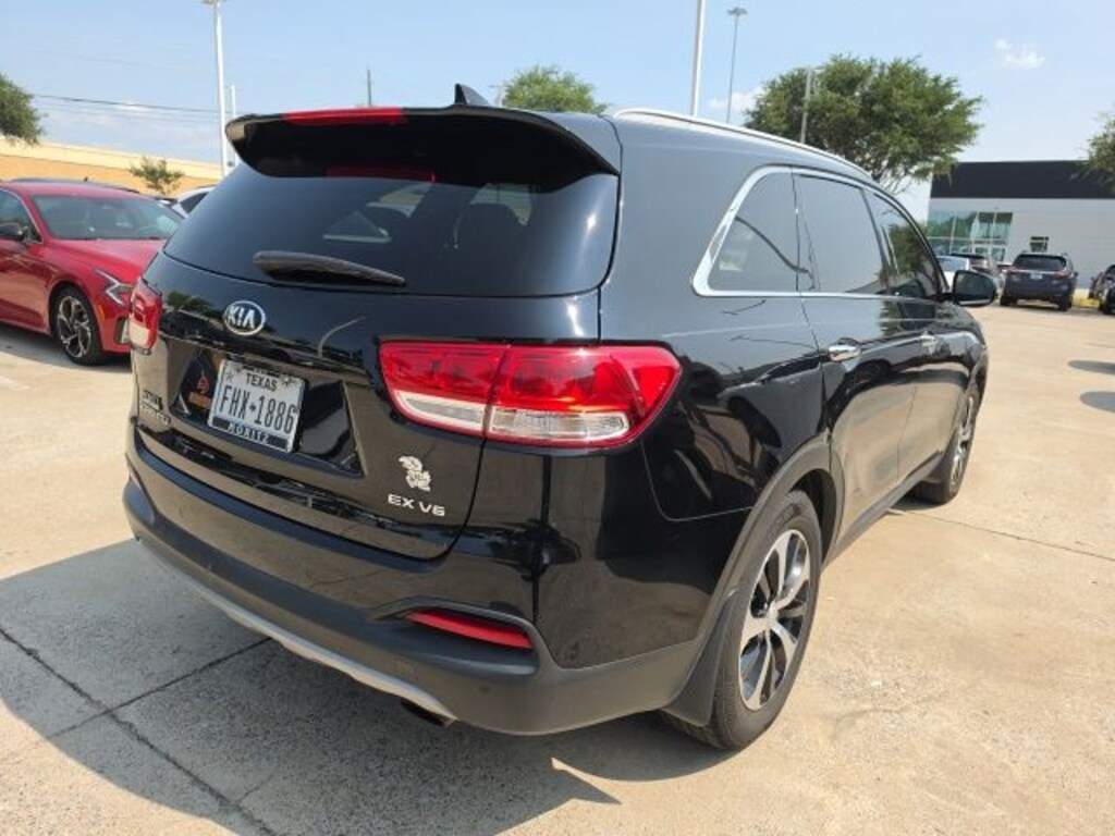 Used 2016 Kia Sorento EX SUV