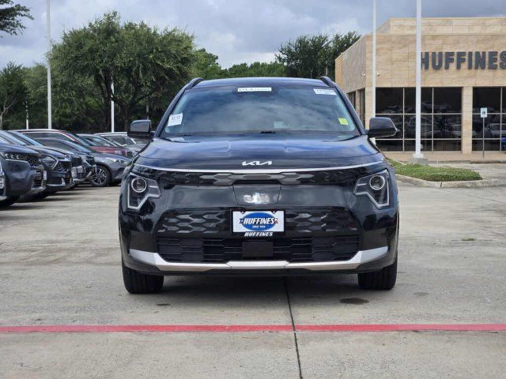 Used 2023 Kia Niro EV Wind SUV