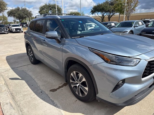 Used 2024 Toyota Highlander XLE SUV