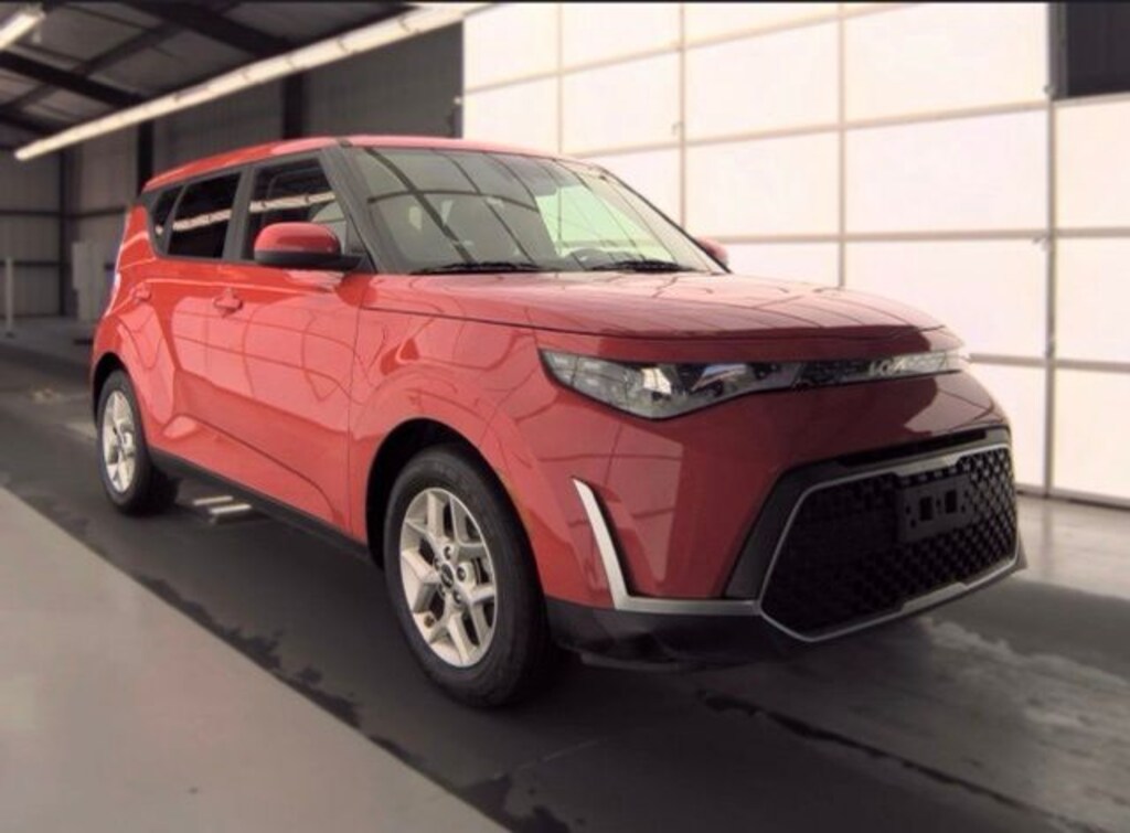 Used 2024 Kia Soul LX Hatchback