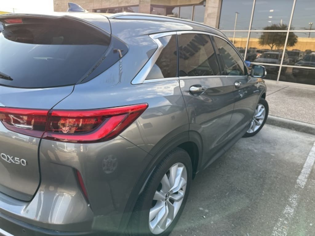 Used 2019 INFINITI QX50 Essential SUV