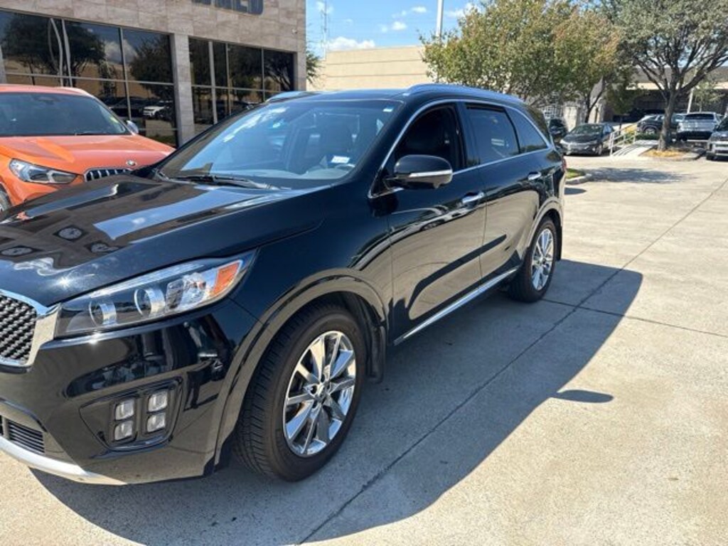 Used 2017 Kia Sorento SX Limited SUV