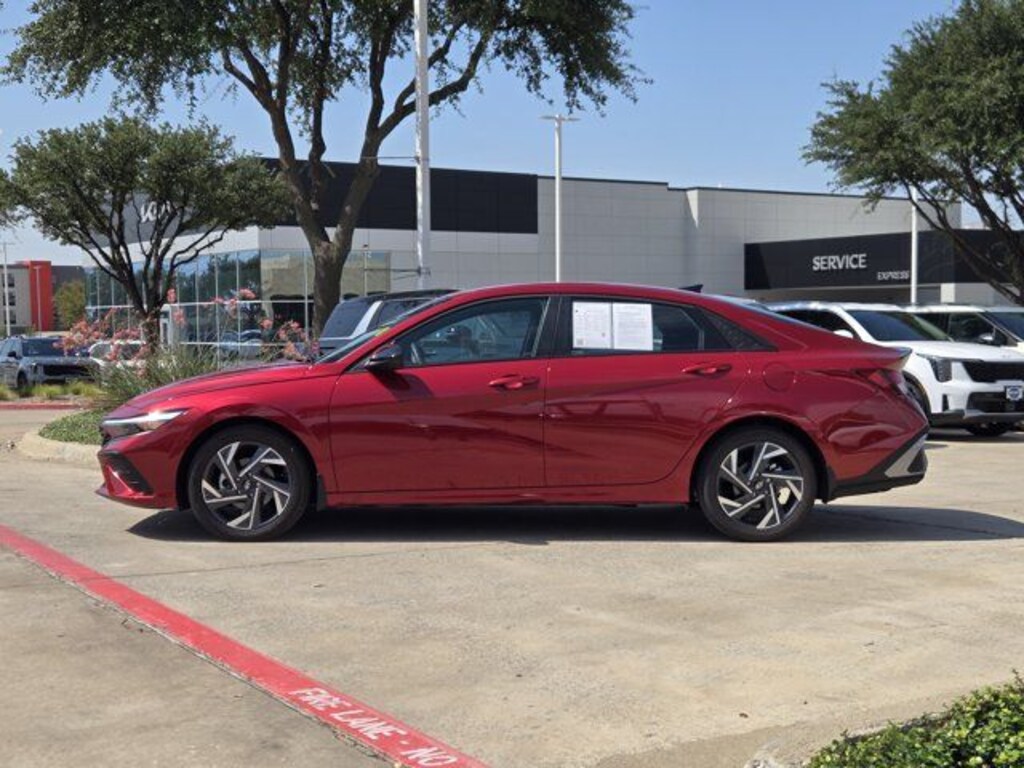 Certified 2025 Hyundai Elantra SEL Sport Sedan