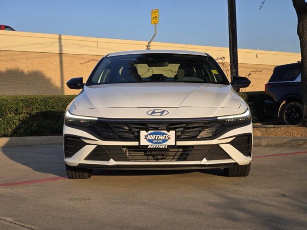 Certified 2025 Hyundai Elantra Hybrid SEL Sport Sedan