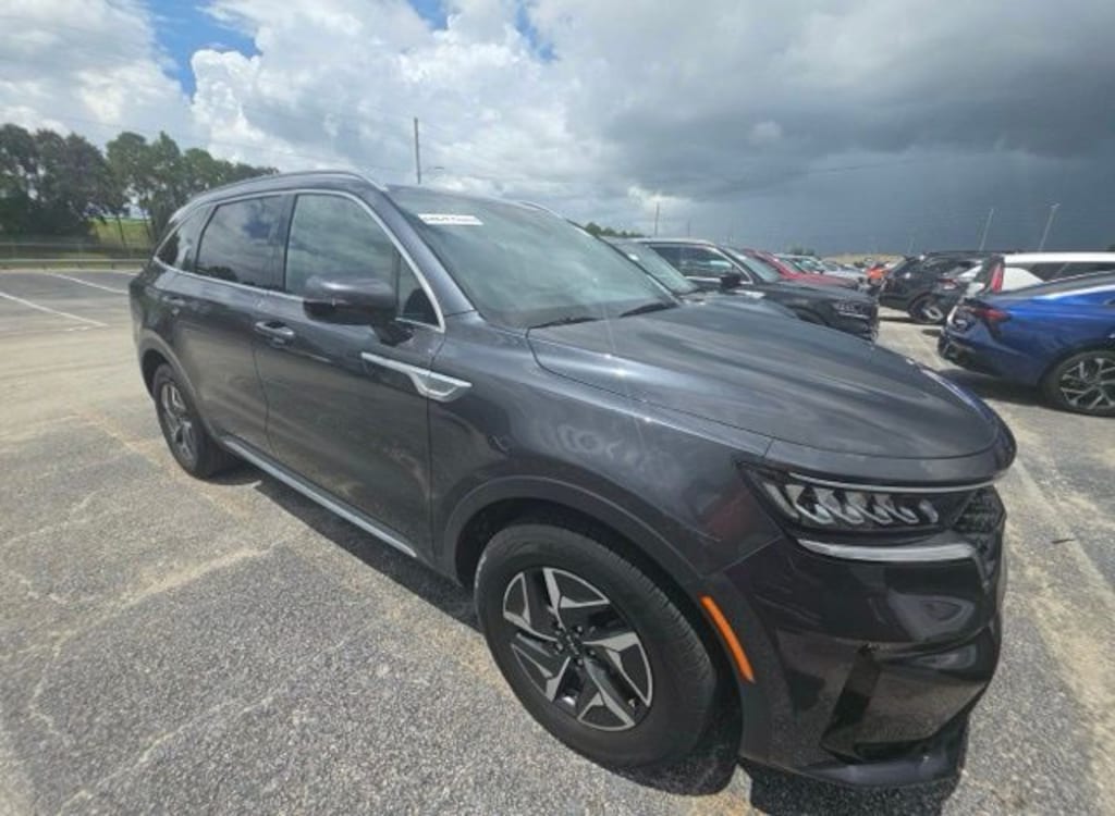 Used 2023 Kia Sorento Hybrid EX SUV