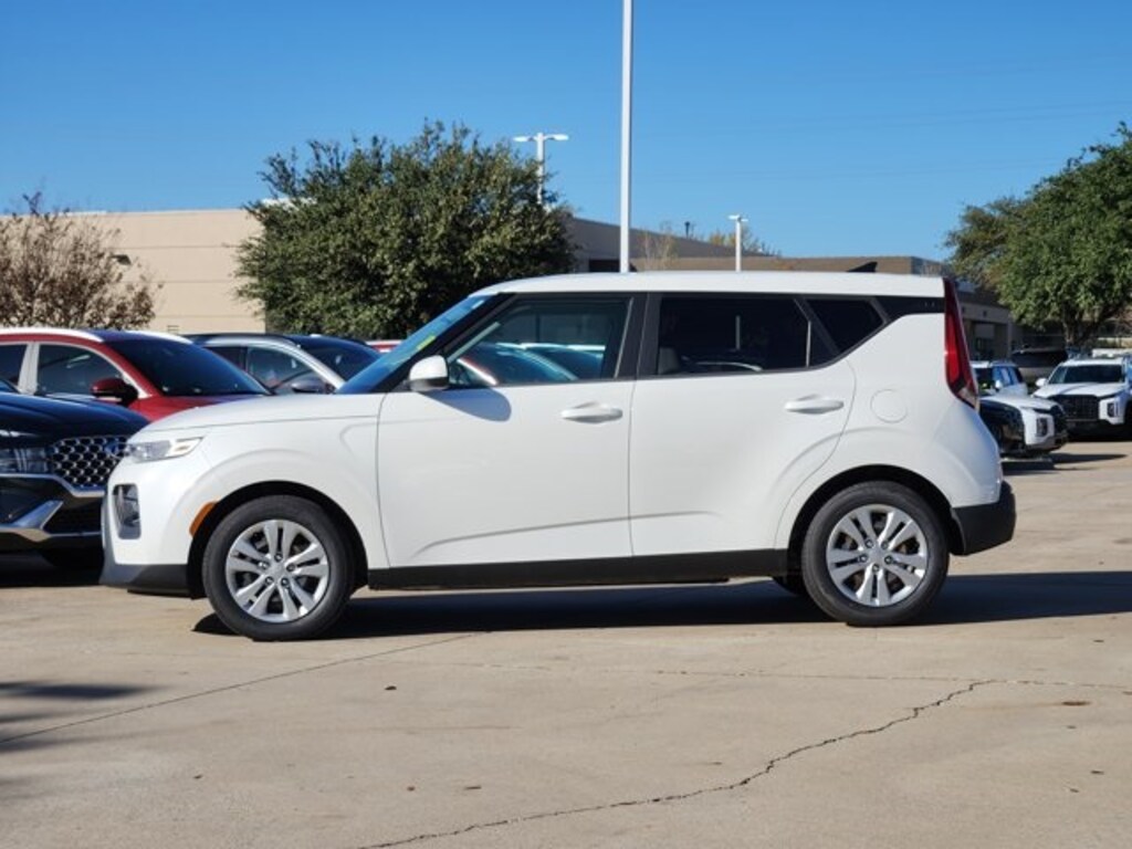 Used 2022 Kia Soul LX Hatchback