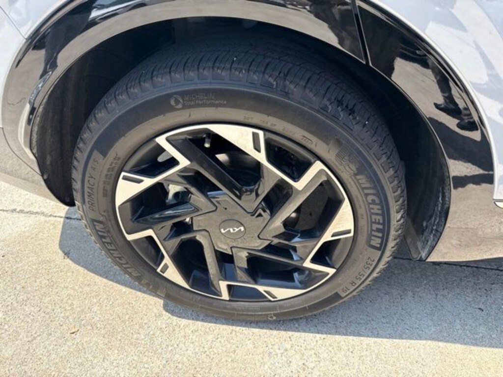Used 2025 Kia Sportage SX-Prestige SUV