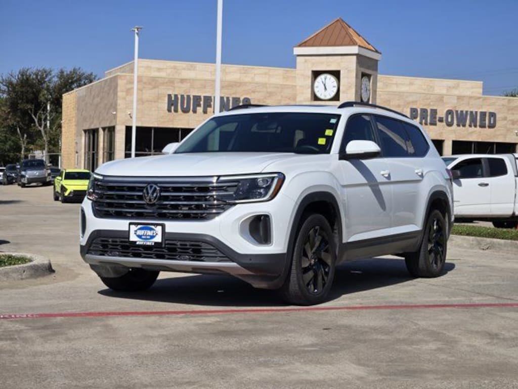 Used 2024 Volkswagen Atlas 2.0T SE w/Technology SUV