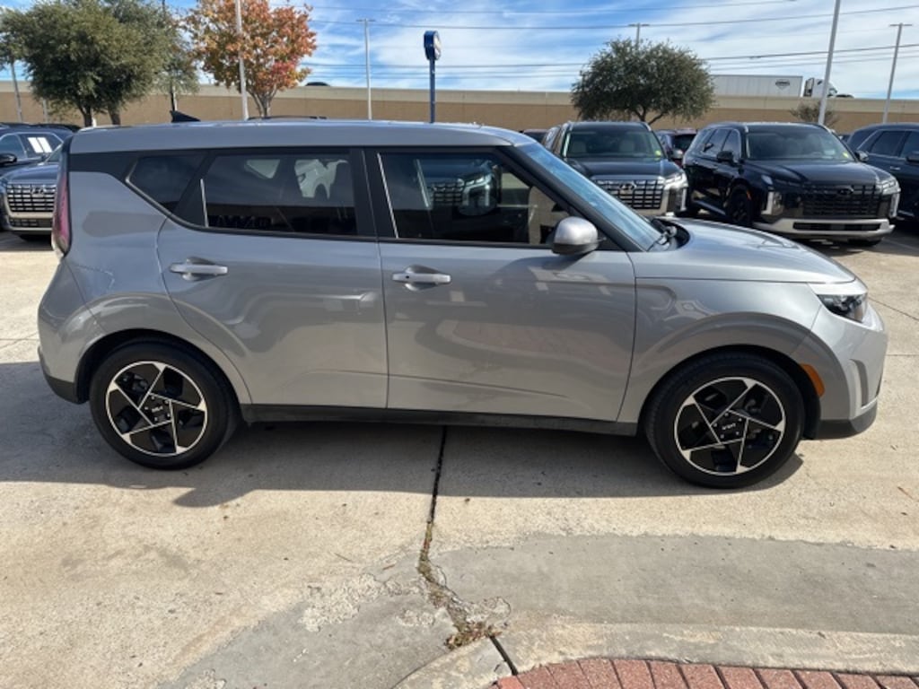 Used 2024 Kia Soul EX Hatchback