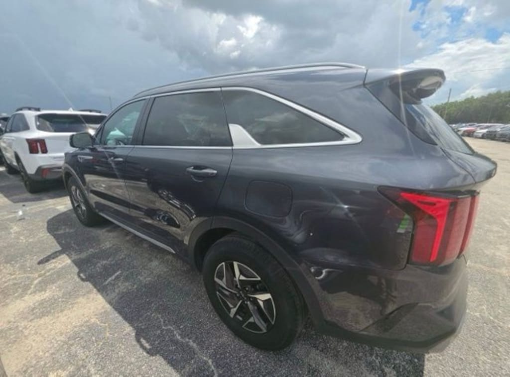 Used 2023 Kia Sorento Hybrid EX SUV