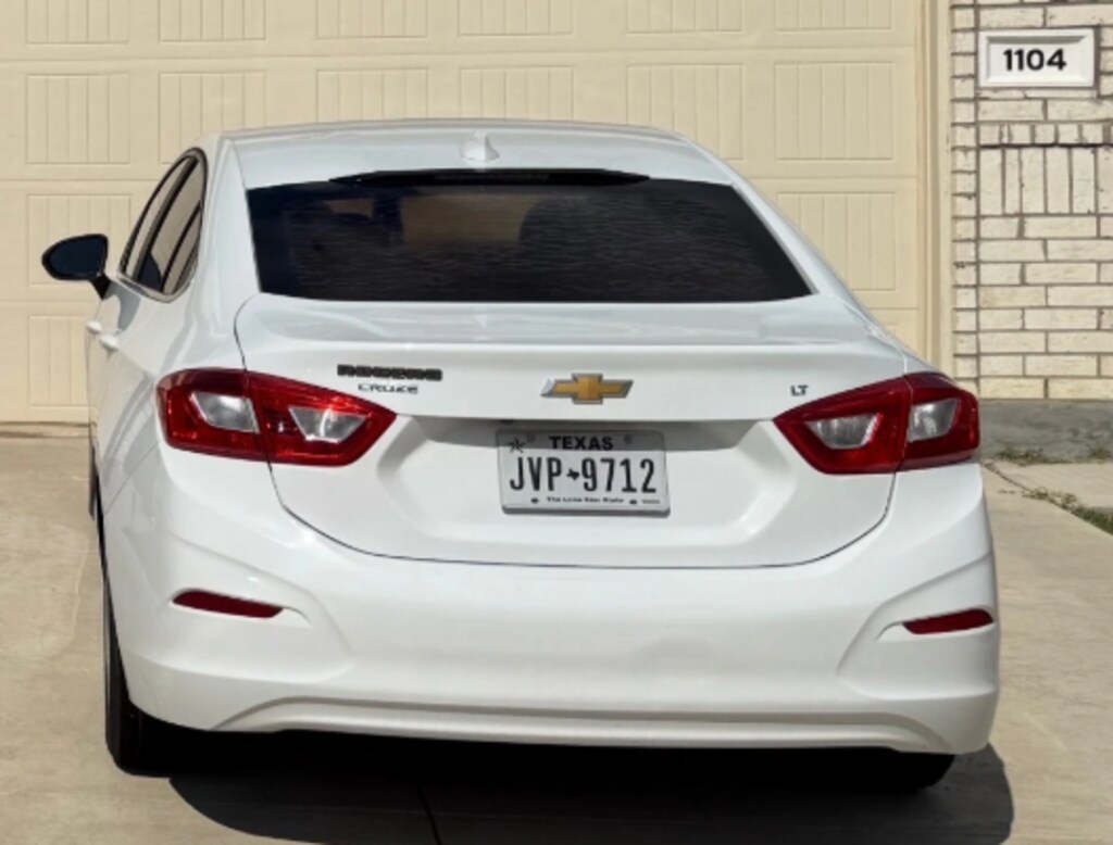 Used 2017 Chevrolet Cruze LT Sedan
