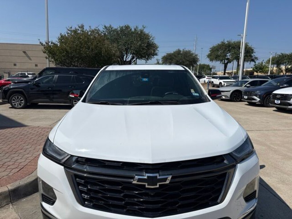 Used 2023 Chevrolet Traverse Premier SUV