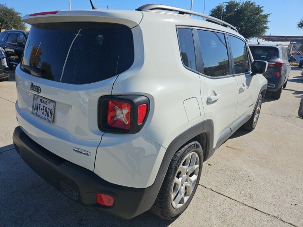Used 2015 Jeep Renegade Latitude SUV