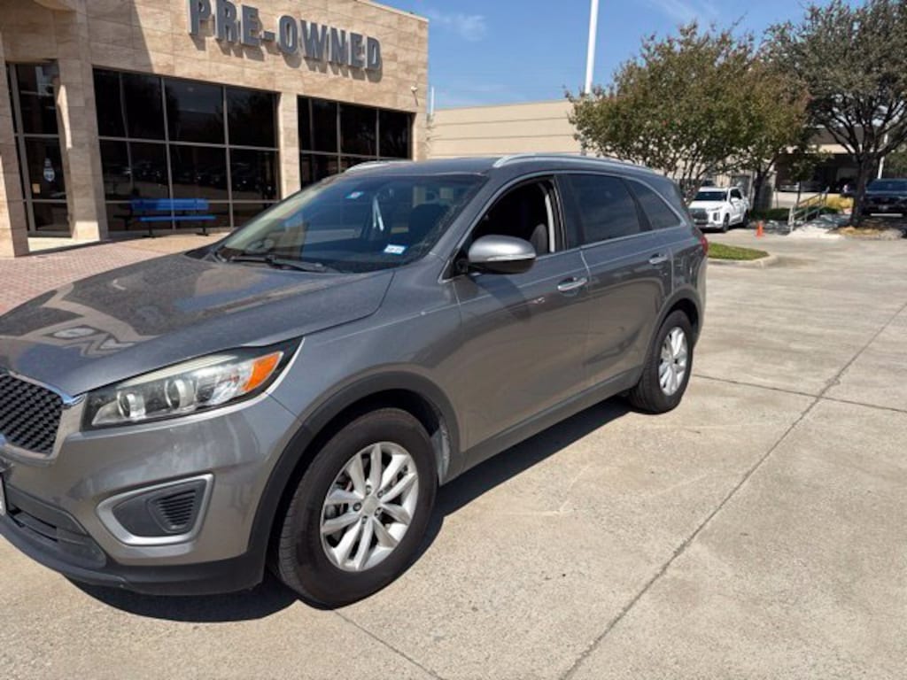 Used 2017 Kia Sorento LX SUV