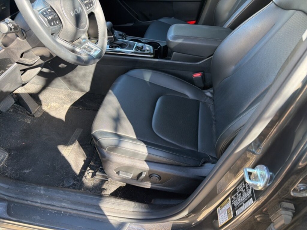 Used 2023 Kia Sportage EX SUV