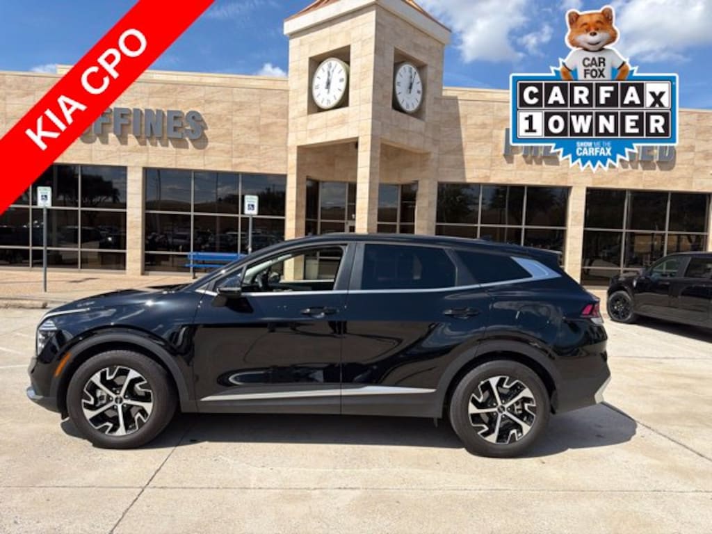 Used 2025 Kia Sportage EX SUV