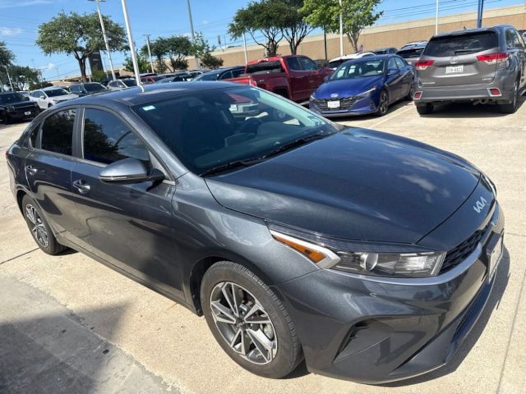 Used 2024 Kia Forte LXS Sedan