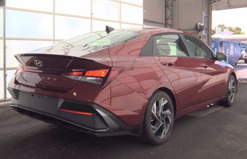 Certified 2025 Hyundai Elantra SEL Sport Sedan