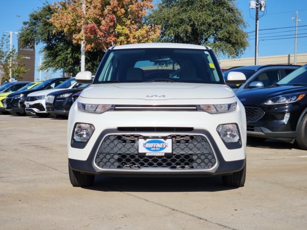 Used 2022 Kia Soul LX Hatchback