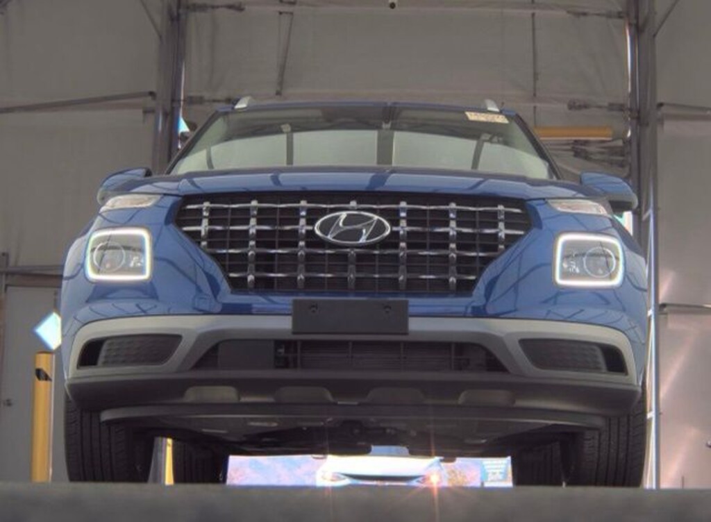 Certified 2025 Hyundai Venue Limited SUV