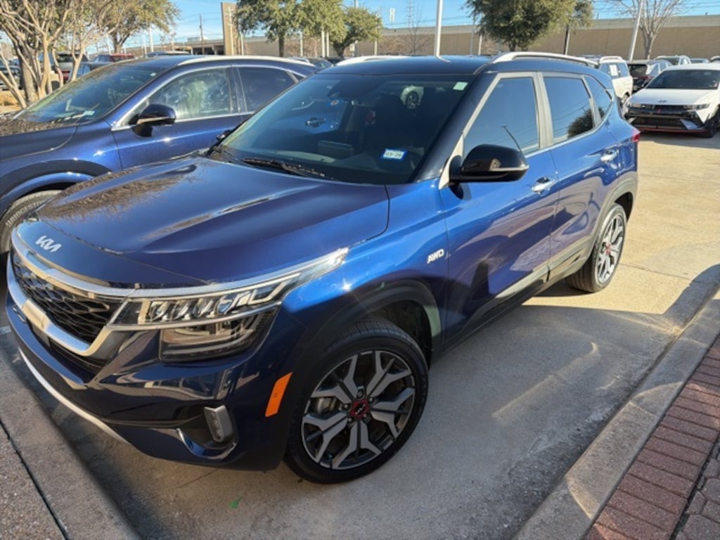 Used 2023 Kia Seltos SX SUV