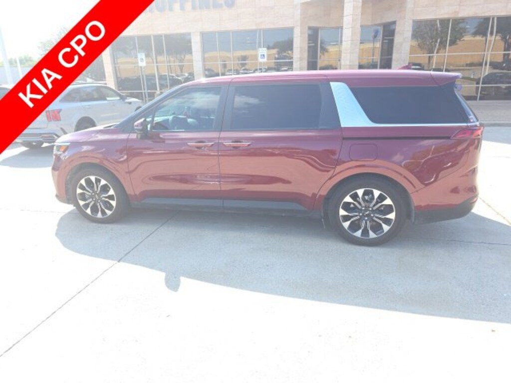 Used 2024 Kia Carnival EX MPV